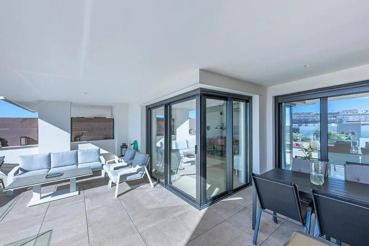 Modern Flat With 2 Bedrooms, Terrace, And Pool In Cala De Mijas La Cala De Mijas Apartment