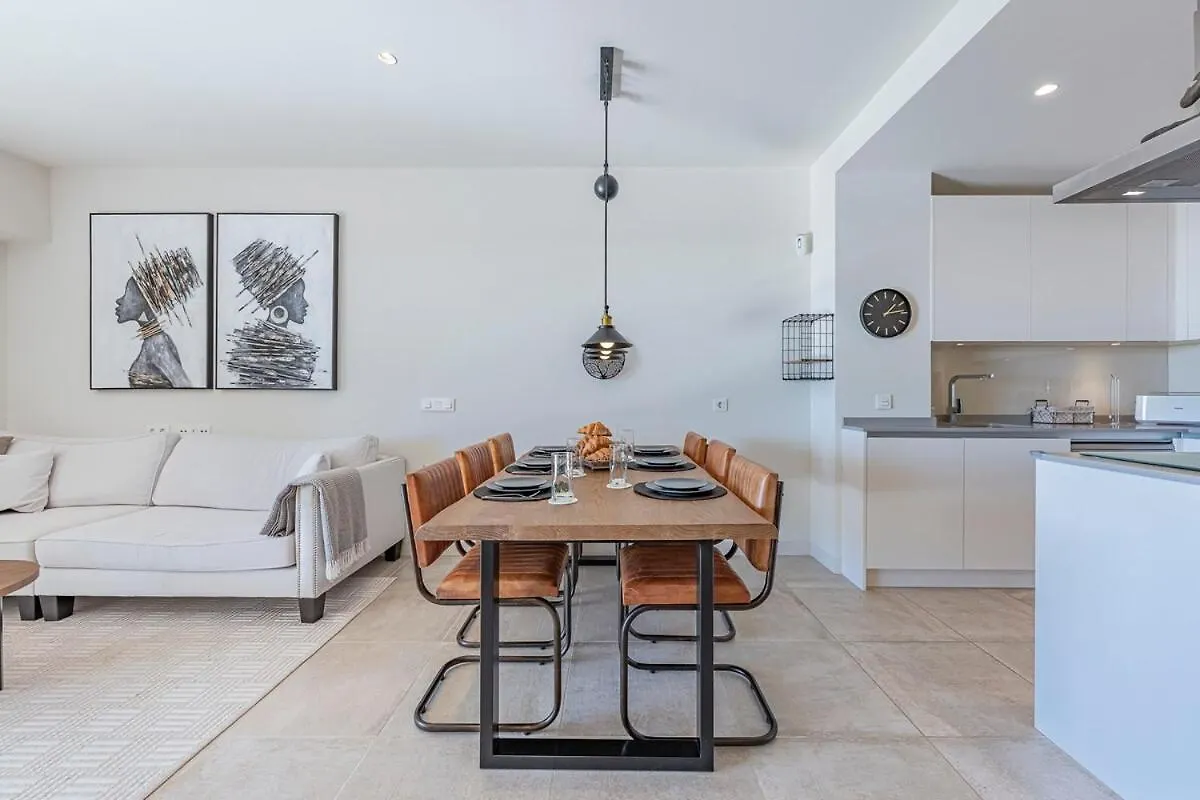 Modern Flat With 2 Bedrooms, Terrace, And Pool In Cala De Mijas La Cala De Mijas Apartment