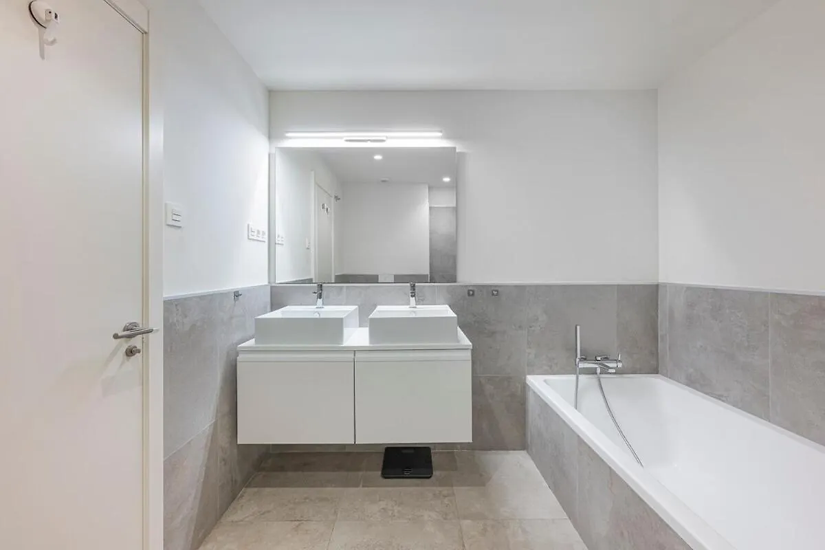 Modern Flat With 2 Bedrooms, Terrace, And Pool In Cala De Mijas Ла-Кала-де-Михас Испания