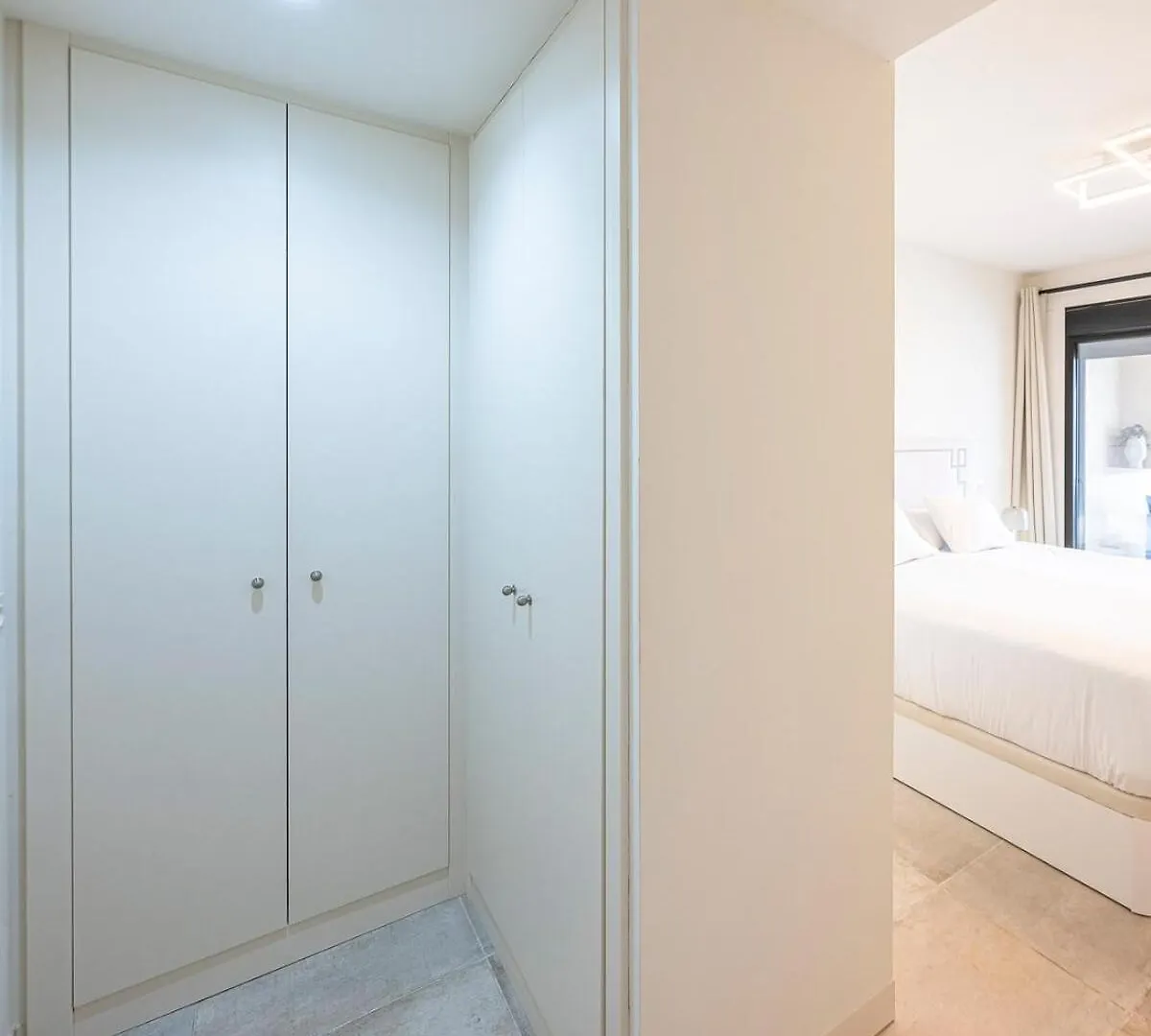 Апартаменты Modern Flat With 2 Bedrooms, Terrace, And Pool In Cala De Mijas Ла-Кала-де-Михас Испания