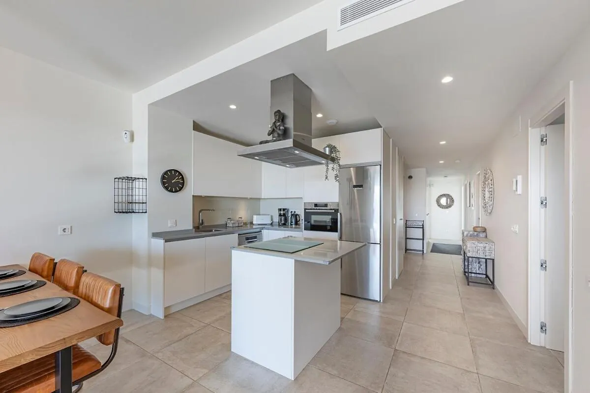 Modern Flat With 2 Bedrooms, Terrace, And Pool In Cala De Mijas Ла-Кала-де-Михас 0*,  Испания
